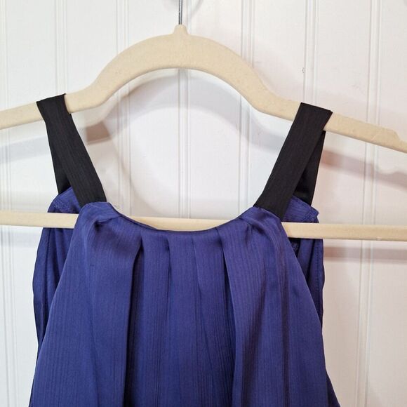 Maurices Womens Size 2 US 24/26W Tie Neck Pleated‎ Front Sleeveless Blouson Top - Picture 3 of 10